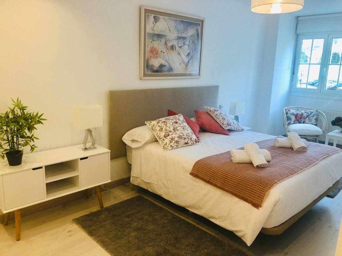Avenida Apartamento Oviedo Eksteriør bilde