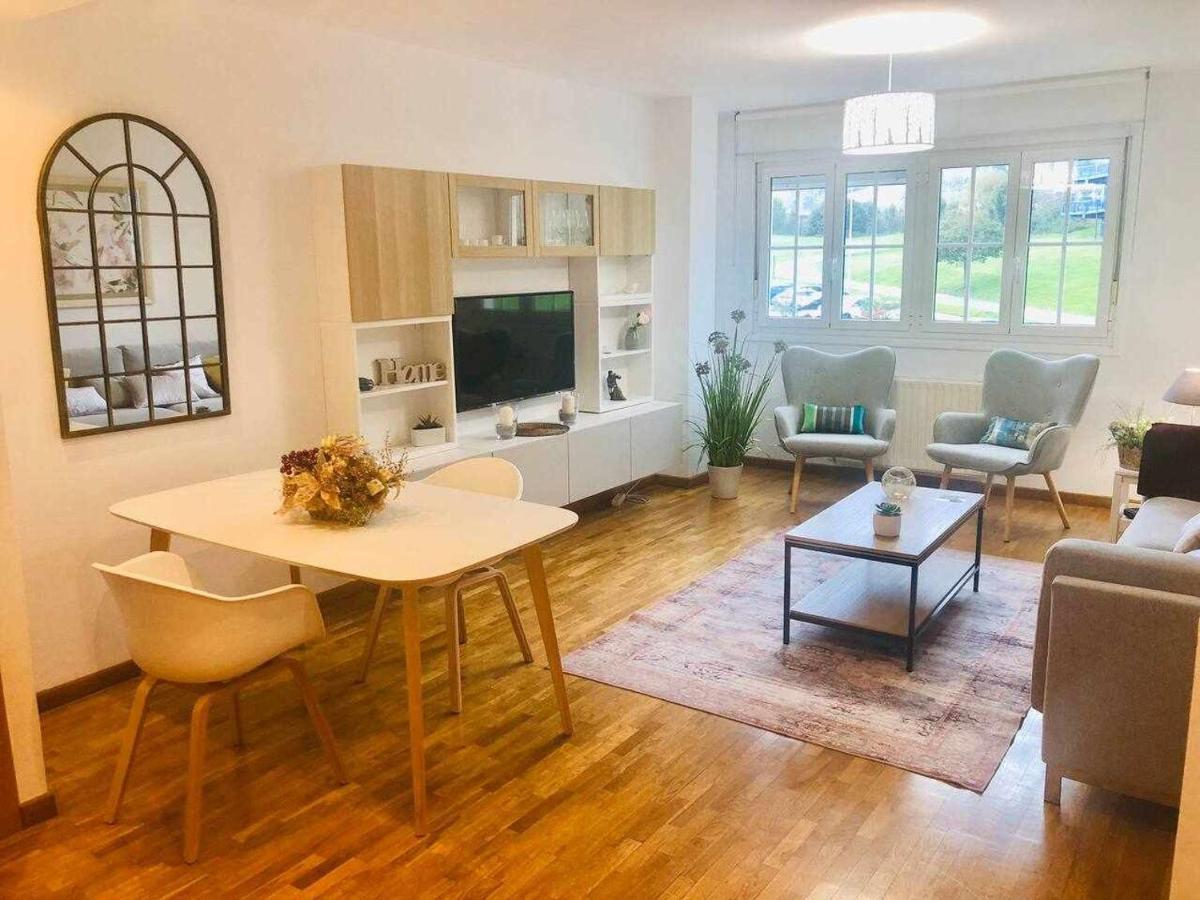 Avenida Apartamento Oviedo Eksteriør bilde